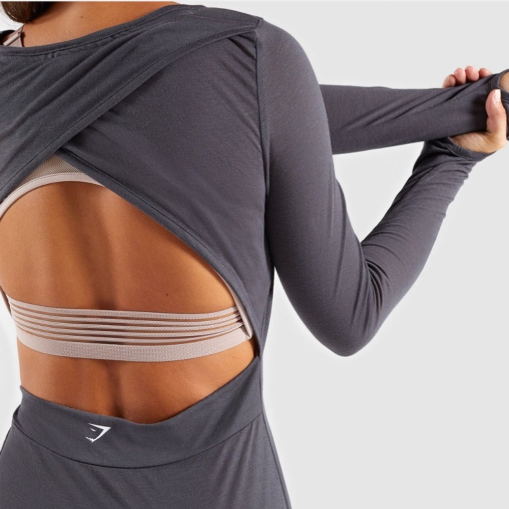 OPEN CROSS BACK LONG SLEEVE